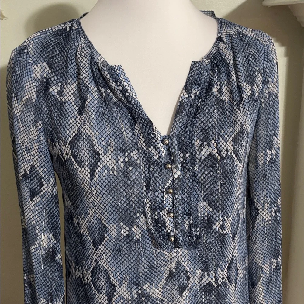 White House Black Market Snake Print Navy Blouse
